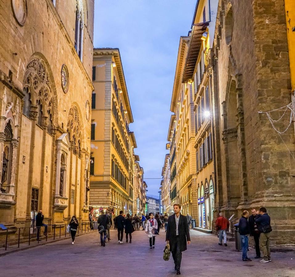 Lacasadicavour Duomo Apt Φλωρεντία Εξωτερικό φωτογραφία